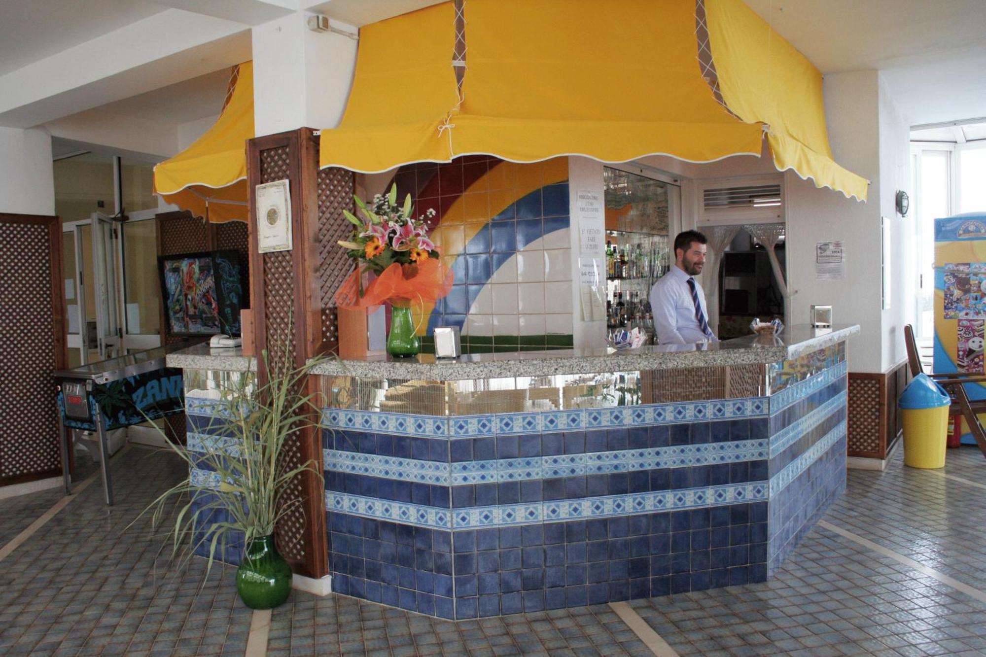 Eden Beach Club Torre Canne Exterior foto
