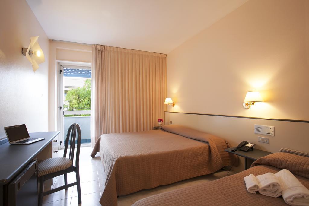 Eden Beach Club Torre Canne Exterior foto
